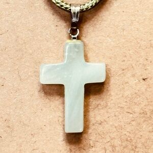 Green Chalcedony Carved Cross Pendant Pale Green EUC